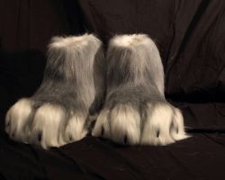 Realistic grey snarly wolf fursuit head 5